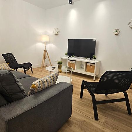 Apartamentos En El Centro - Plaza De Amboage - Wifi Ferrol Zewnętrze zdjęcie