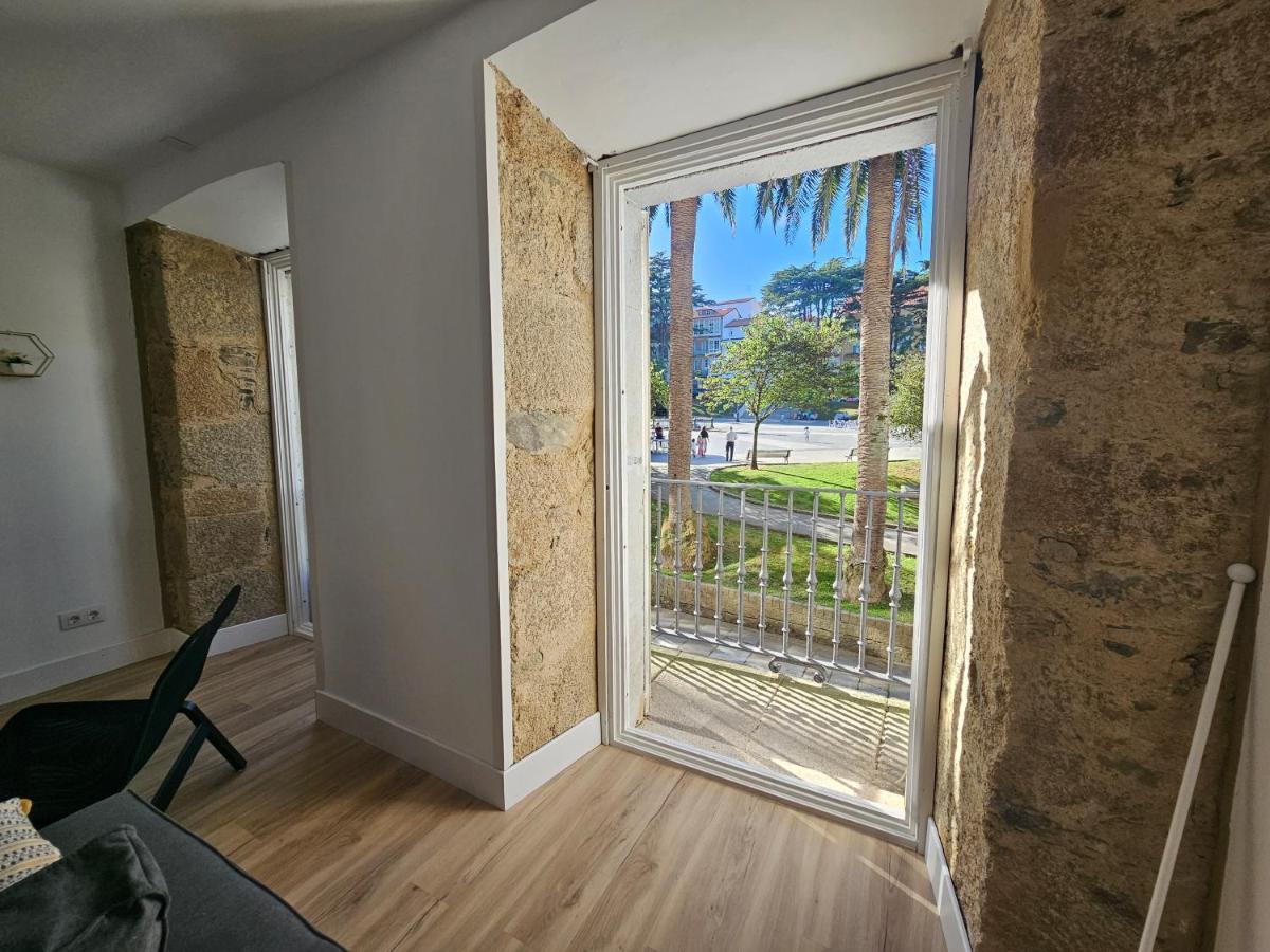Apartamentos En El Centro - Plaza De Amboage - Wifi Ferrol Zewnętrze zdjęcie