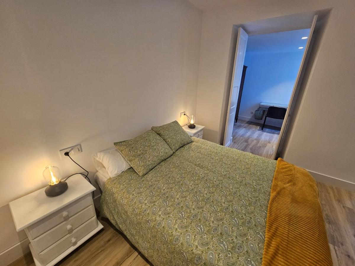Apartamentos En El Centro - Plaza De Amboage - Wifi Ferrol Zewnętrze zdjęcie
