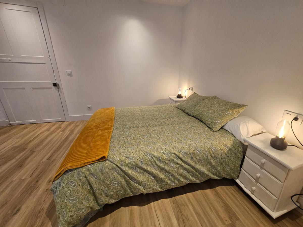 Apartamentos En El Centro - Plaza De Amboage - Wifi Ferrol Zewnętrze zdjęcie